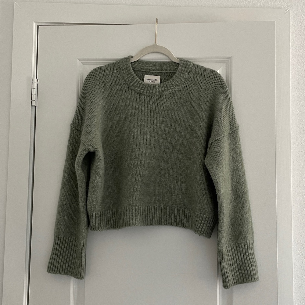Abercrombie & Fitch Crewneck Sweater Crop Chunky Green